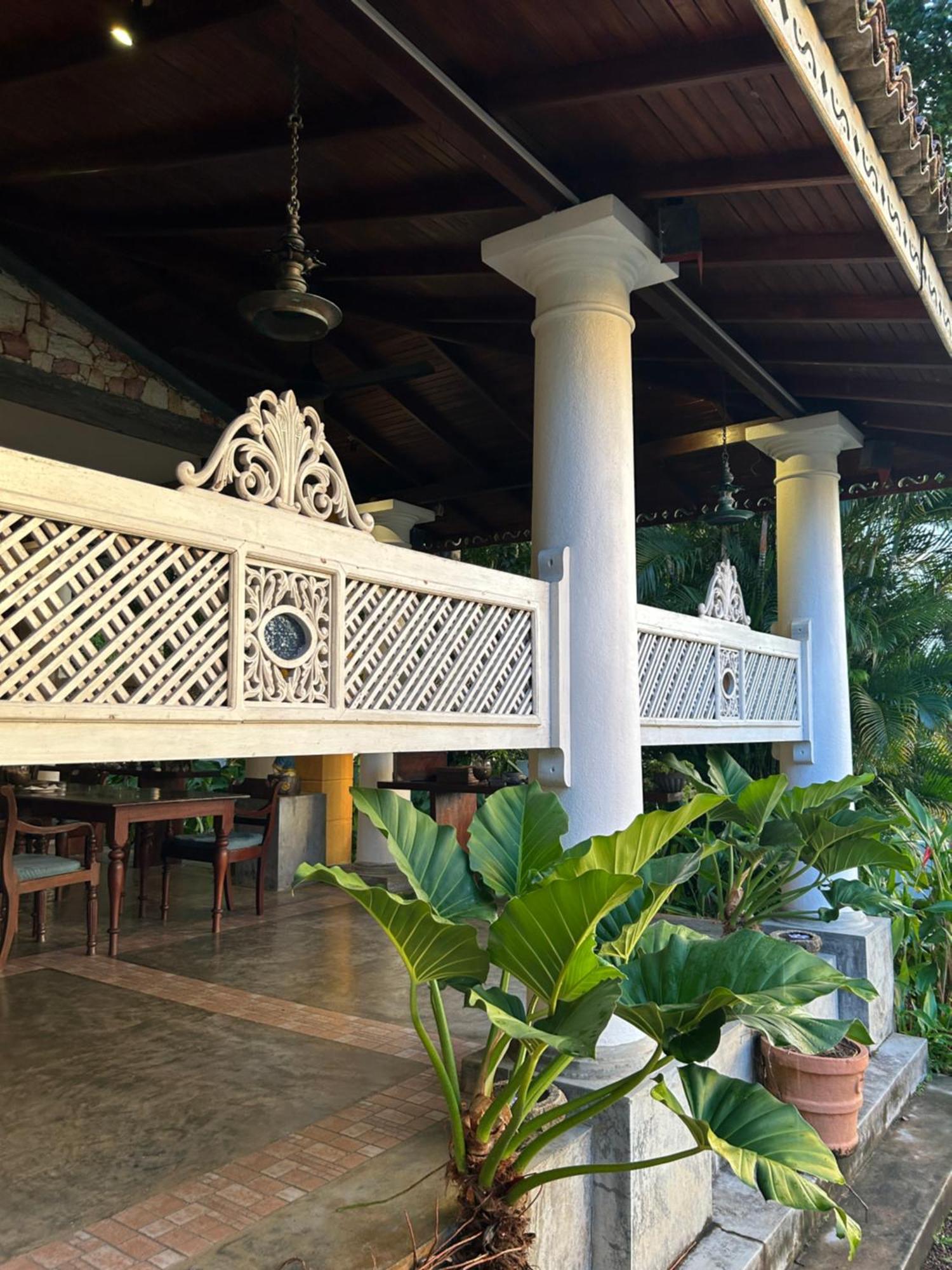 Villa Kubura Hikkaduwa Bagian luar foto